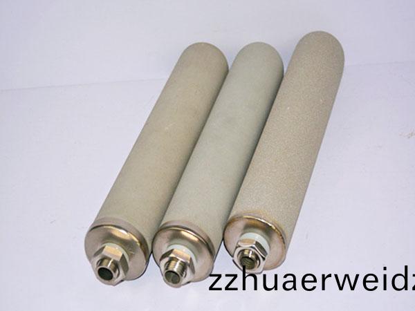 钛(tai)棒(bang)滤(lv)芯(xin)